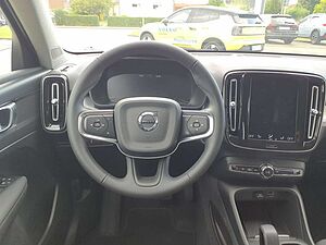 Volvo  T3 Aut. Momentum Pro Kamera / Navi / ACC